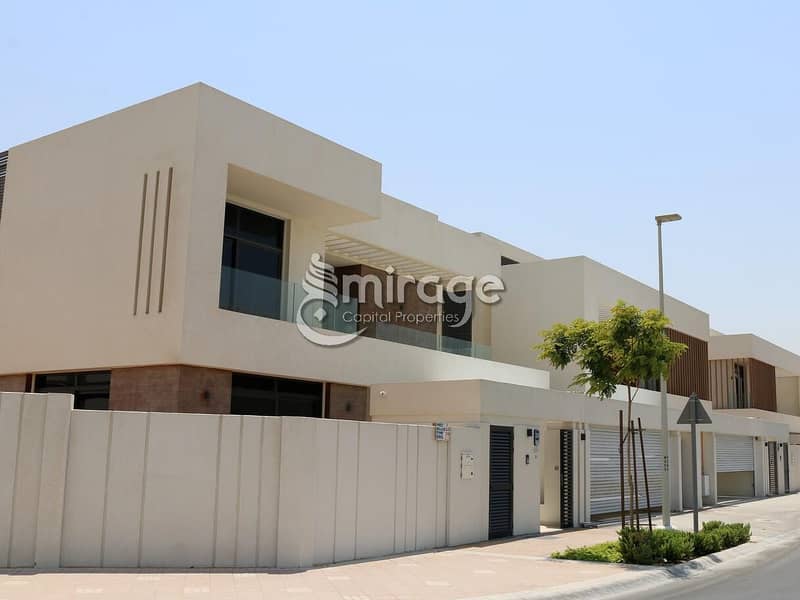 Ready To Move | Swimming Pool | Modern Style 5BR Ready To Move | Swimming Pool | Modern Style 5BR