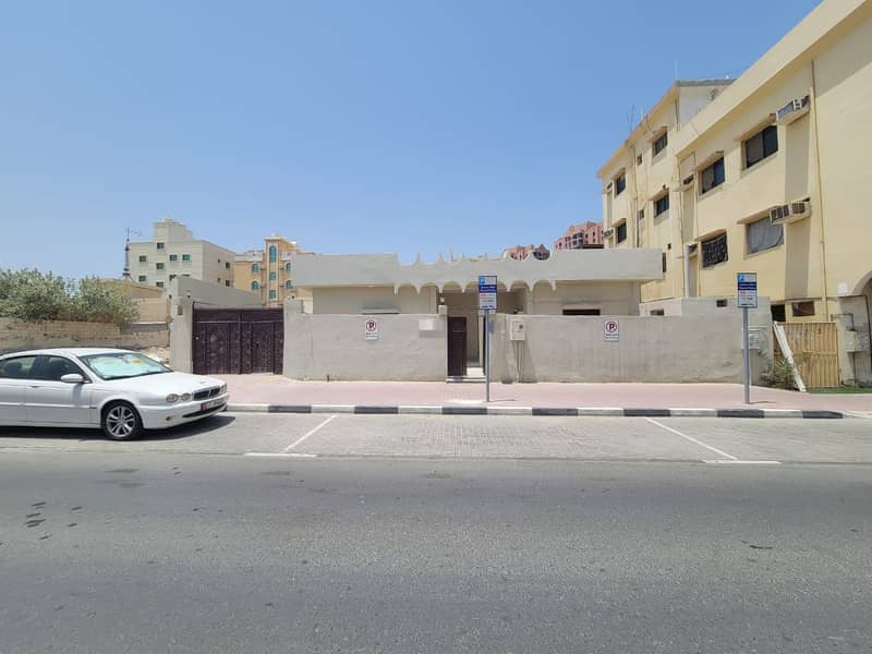 Best Quality And Large Size Villa For Rent In Al Nuaimiya 1,Ajman Best Quality And Large Size Villa For Rent In Al Nuaimiya 1,Ajman