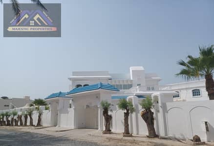 4 Bedroom Villa for Sale in Al Fisht, Sharjah - *** Prime location | Private pool | Spacious 4 bedroom villa for sale | Near to beach ***