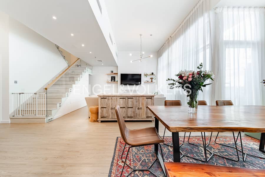 Upgraded Duplex | Luxury Furnishing | Tenanted Upgraded Duplex | Luxury Furnishing | Tenanted