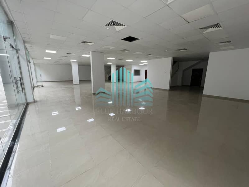 Выставочный зал в Шейх Зайед Роуд，Шейх Мажид Билдинг, 1300000 AED - 6746494