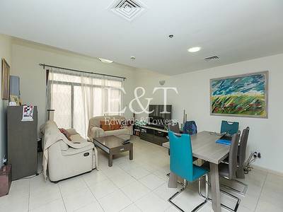 4 BR Inner Townhouse|Private Parking 4 BR Inner Townhouse|Private Parking