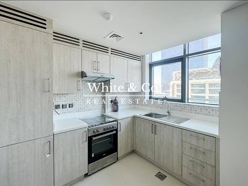 Corner Unit | Furnished | Larger Layout Corner Unit | Furnished | Larger Layout
