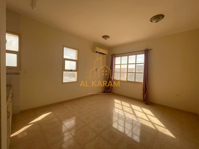 Spacious Studio near Mango Supermarket Spacious Studio near Mango Supermarket