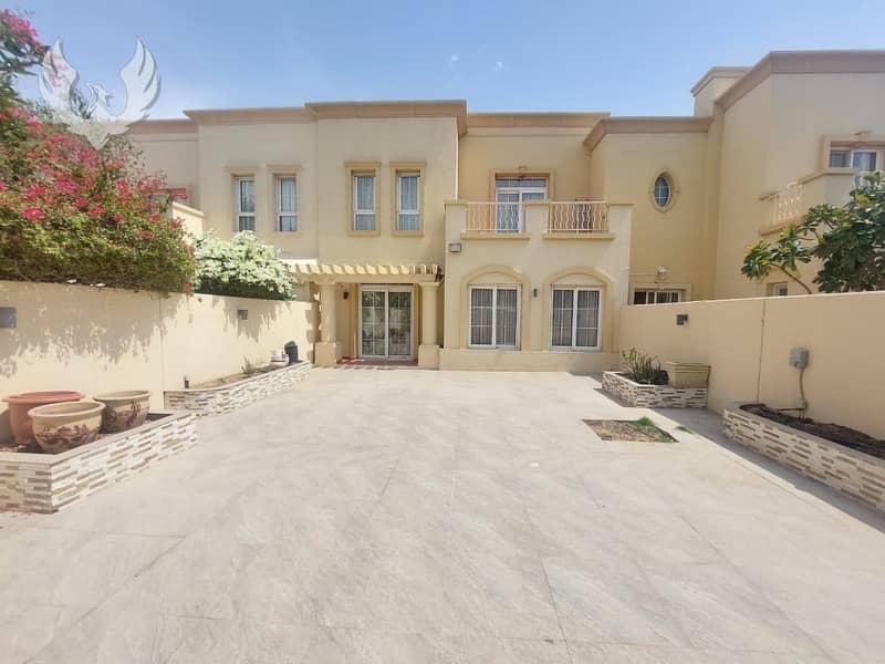 Well maintained 3 Beds plus Study | Back to Back Well maintained 3 Beds plus Study | Back to Back