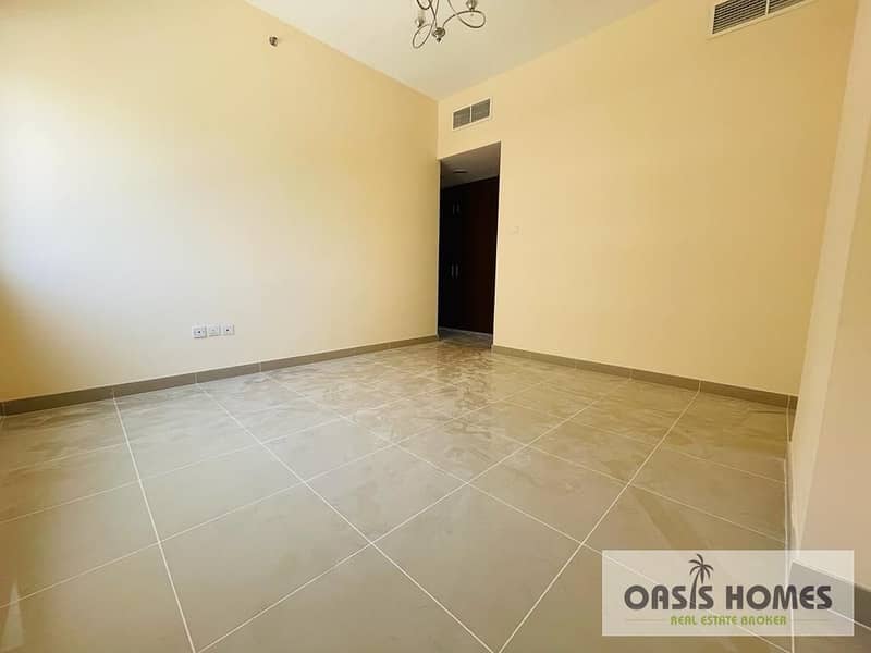 BIG SIZE APARTMENT/ NEAR TO GEMS WELLINGTON/ 2 WASHROOM/ HUGE WARDROBES BIG SIZE APARTMENT/ NEAR TO GEMS WELLINGTON/ 2 WASHROOM/ HUGE WARDROBES