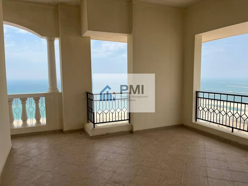 Sea view I Highest floor I Huge balcony Sea view I Highest floor I Huge balcony