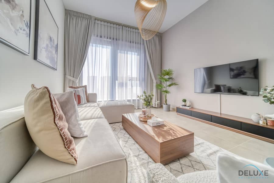 Exclusive Promo Rate | Modern | Luxury Living Exclusive Promo Rate | Modern | Luxury Living
