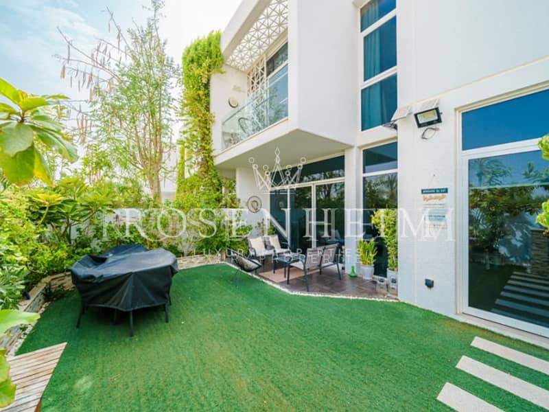 Upgraded Unit | Great Layout | VOT | Well Priced | Upgraded Unit | Great Layout | VOT | Well Priced |