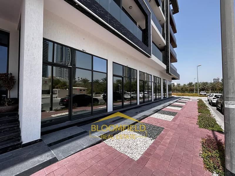 محل جاهز للإيجار لسوبر ماركت ومطعم JVC محل جاهز للإيجار لسوبر ماركت ومطعم JVC