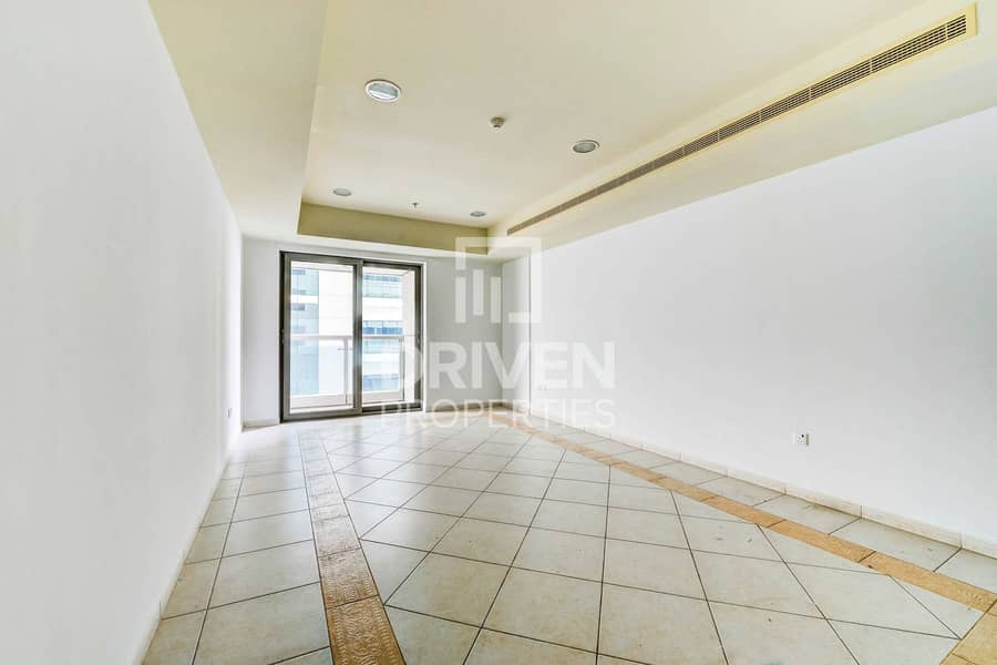 Community View | Tram Station | Mid Unit Community View | Tram Station | Mid Unit