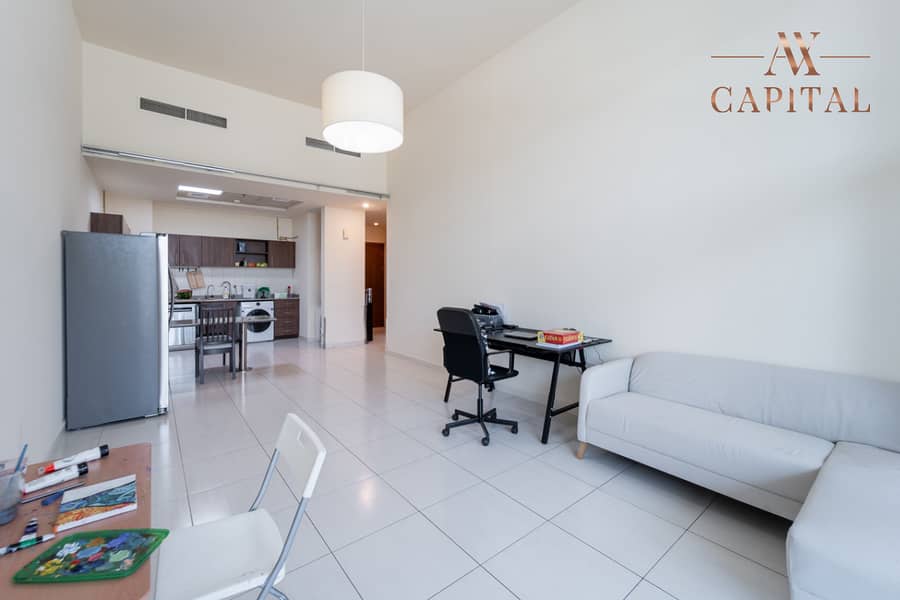 Refurbished | VOT | Spacious | 2 Parking Refurbished | VOT | Spacious | 2 Parking