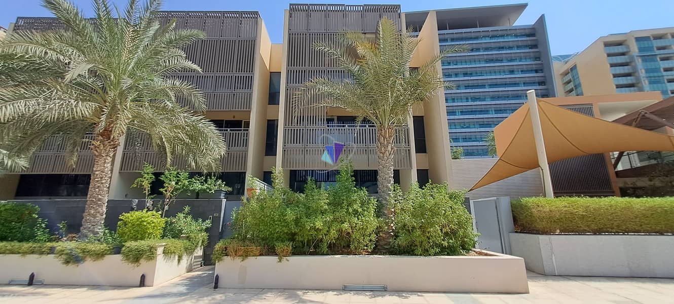 Chose Best Living Place | Fully Canal View | Private Beach Chose Best Living Place | Fully Canal View | Private Beach