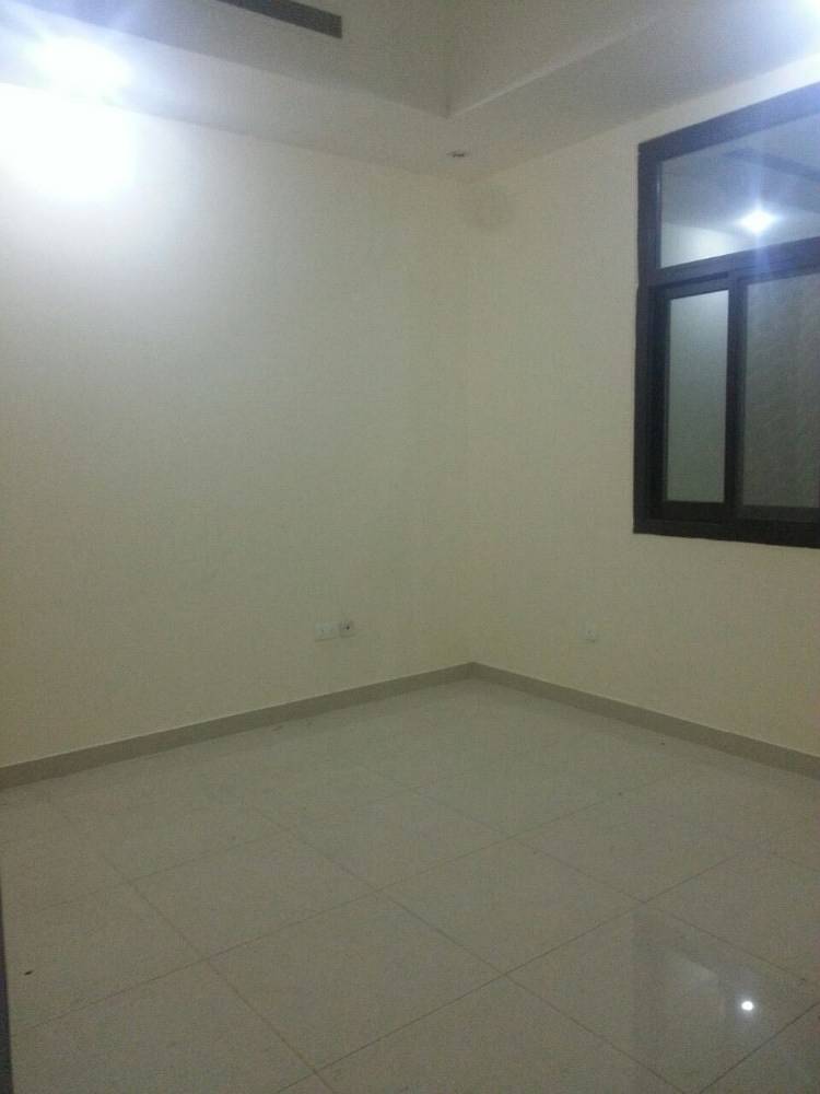 1 bedroom flat good size and price with legal tatweeq no commission fee