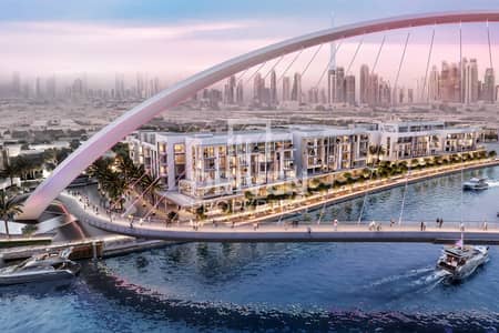 2 Bedroom Apartment for Sale in Al Wasl, Dubai - Luxurious Plus Study w/ Full Canal Views