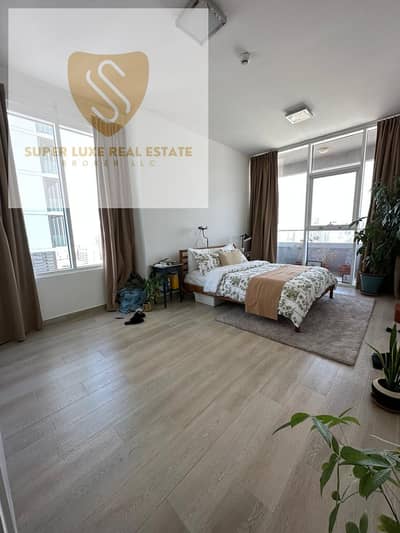 2 Bedroom Flat for Sale in Jumeirah Village Circle (JVC), Dubai - Elegant Apartment, Big Balcony, Rented
