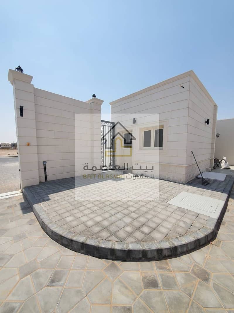 A NEW BRAND >AND AMAZING VILLA < FIRST RESIDENTIAL < WITH ALL LUXURY FEATURES AND SECURITY SYSTEM FOR RENT LOCATED IN MOHAMMAD BIN ZAYED IN ABU DHABI