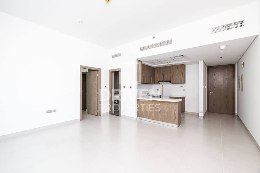 Spacious with Community View | Vacant unit Spacious with Community View | Vacant unit