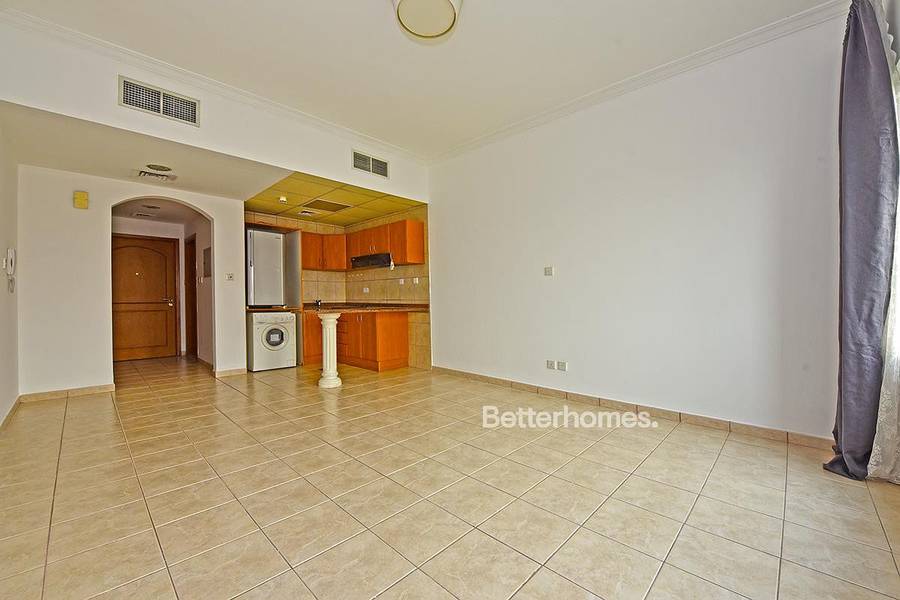 Beautiful Studio | Garden West | Vacant Beautiful Studio | Garden West | Vacant
