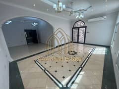 HUGE VILLA WITH 2 SERVICE BLOCKS/ MAID AND DRIVER ROOM/ 3 KITCHENS