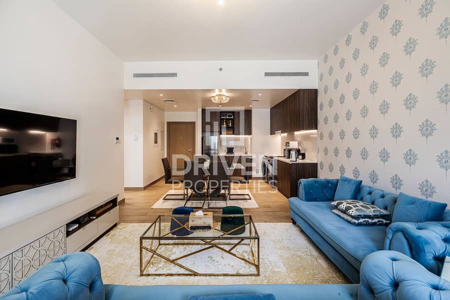 Fully Furnished Unit w/ Spacious Balcony Fully Furnished Unit w/ Spacious Balcony