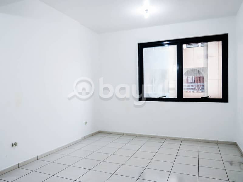 No commission ,  For Rent 1 BHK  Flat with balcony