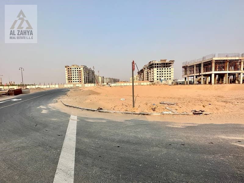 قطعة أرض للبيع بالقرب من الطريق الرئيسي في ميدان الياسمين، عجمان.