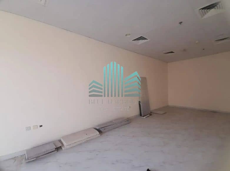 ROAD SIDE | WITH MEZZANINE FLOOR | HIGH FOOT TRAFFIC | PERFECT VISIBILITY ROAD SIDE | WITH MEZZANINE FLOOR | HIGH FOOT TRAFFIC | PERFECT VISIBILITY