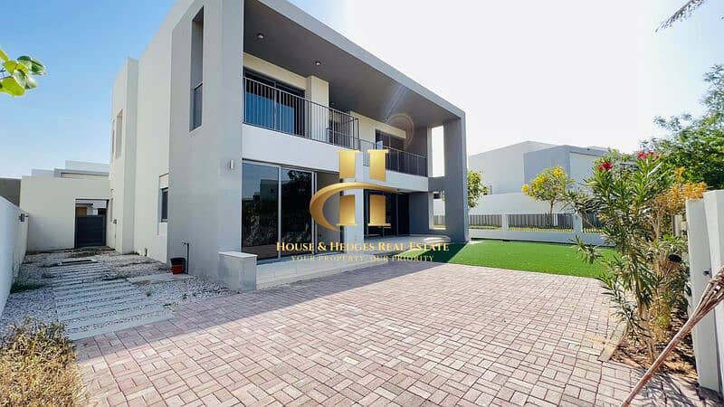 Single Row-Close to Park-Private Garden-Hot Deal Single Row-Close to Park-Private Garden-Hot Deal