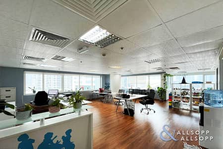 Office for Sale in Jumeirah Lake Towers (JLT), Dubai - Good ROI | Close to Metro | Fitted Office