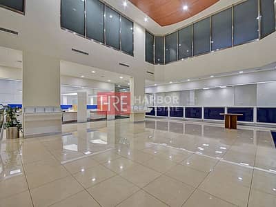 Floor for Rent in Deira, Dubai - Chiller-Free | Ground plus Mezzanine Special Deal | Fitted
