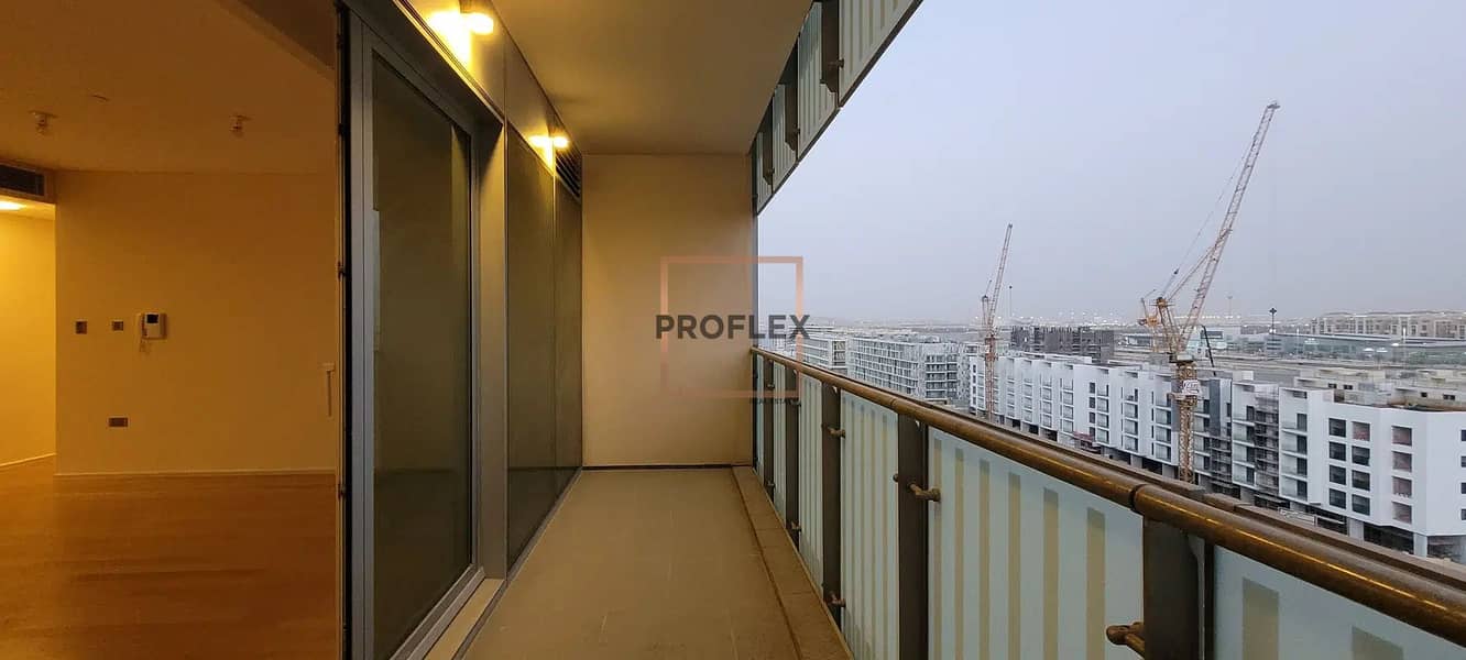 Stunning 2 BR Unit | Demanding Area | Beach Access Stunning 2 BR Unit | Demanding Area | Beach Access