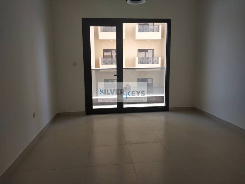 Studio Flat with balcony for rent in Jaddaf prime location | Comfortable and Convenient