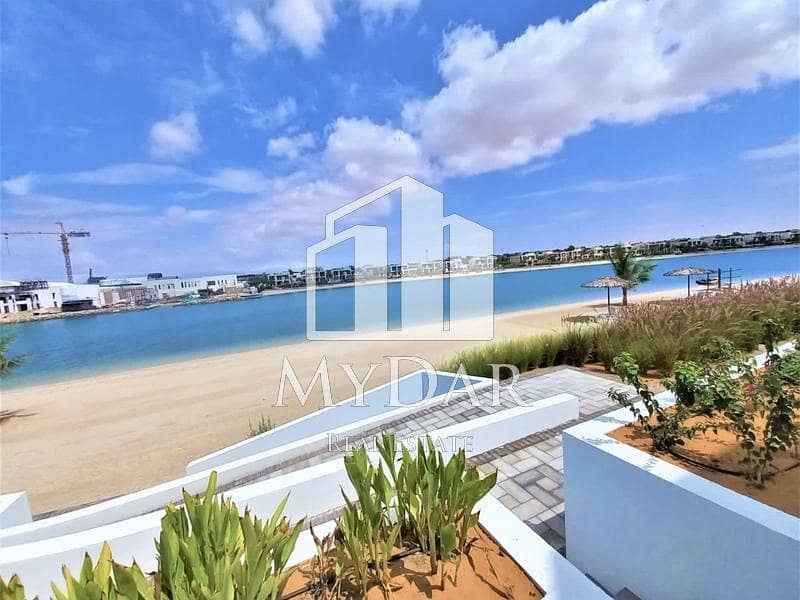 Luxury Beachfront Townhouse 5BR | Private Pool