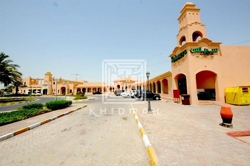 Affordalbe 3-BR Villa available for rent in SAS AL NAKHL. No Leasing Commission or Free Shopping Voucher !