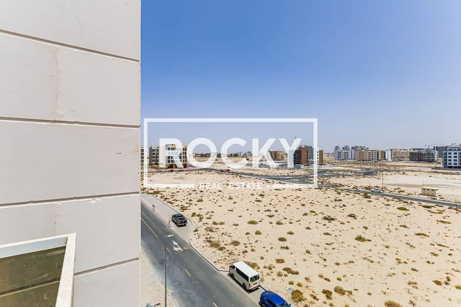 17 Liwan 2 - Al Hosam Building -57. JPG