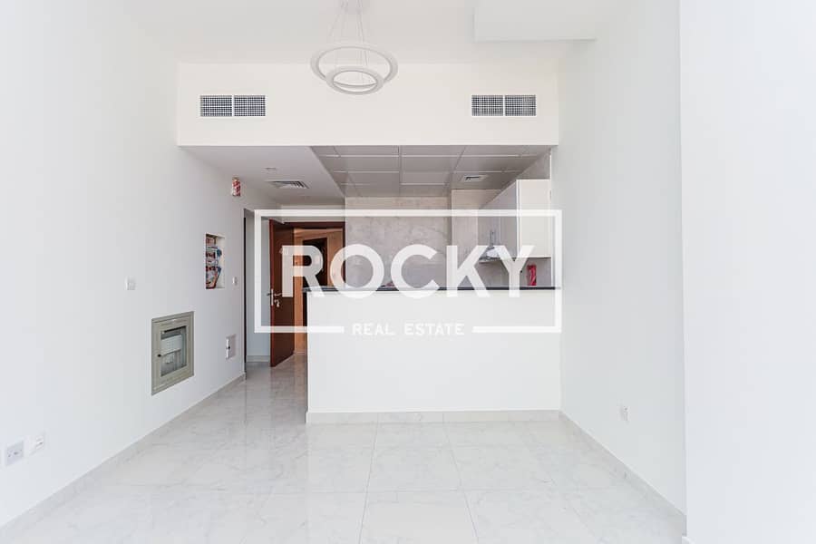 6 Liwan 2 - Al Hosam Building -46. JPG