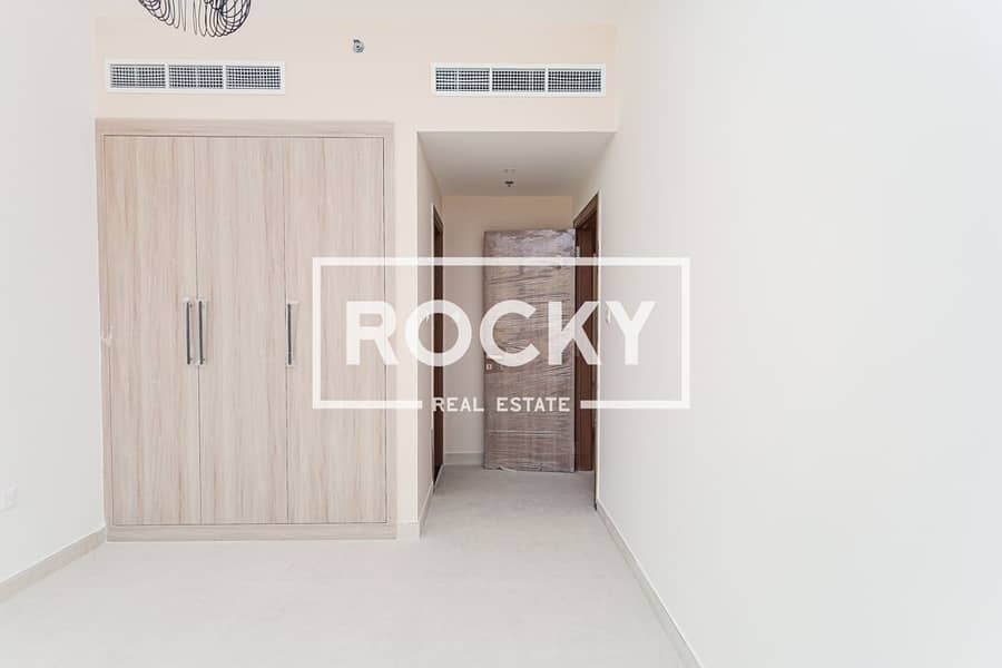 20 Liwan 2 - MH Residence -61. JPG