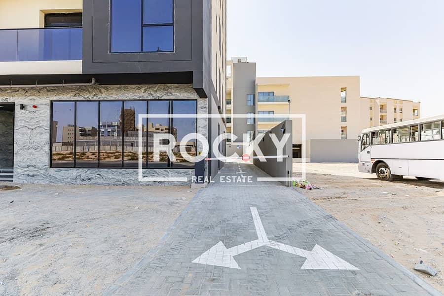 29 Liwan 2 - MH Residence -7. JPG