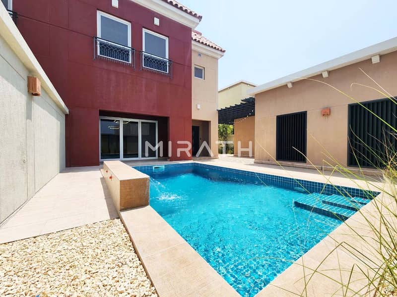 FULLY RENOVATED  PVT POOL & GARDEN, CLOSE TO BEACH.