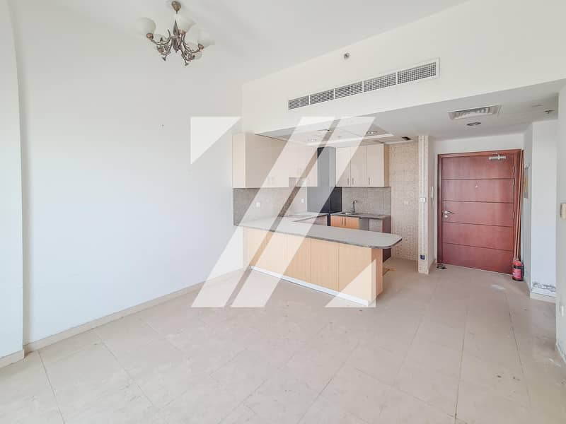 Bright Unit | Immaculate | Rented Bright Unit | Immaculate | Rented