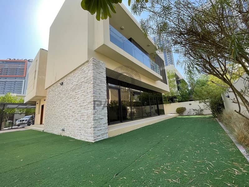 Ready To Move In ! Spacious Villa ! Vacant Ready To Move In ! Spacious Villa ! Vacant