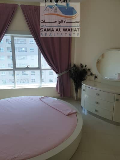 1 Bedroom Apartment for Rent in Al Qasba, Sharjah - Sharjah, Al Qasba, a room, a hall, a view, and 2 sea bathrooms, the price is 4200dirhams, includin