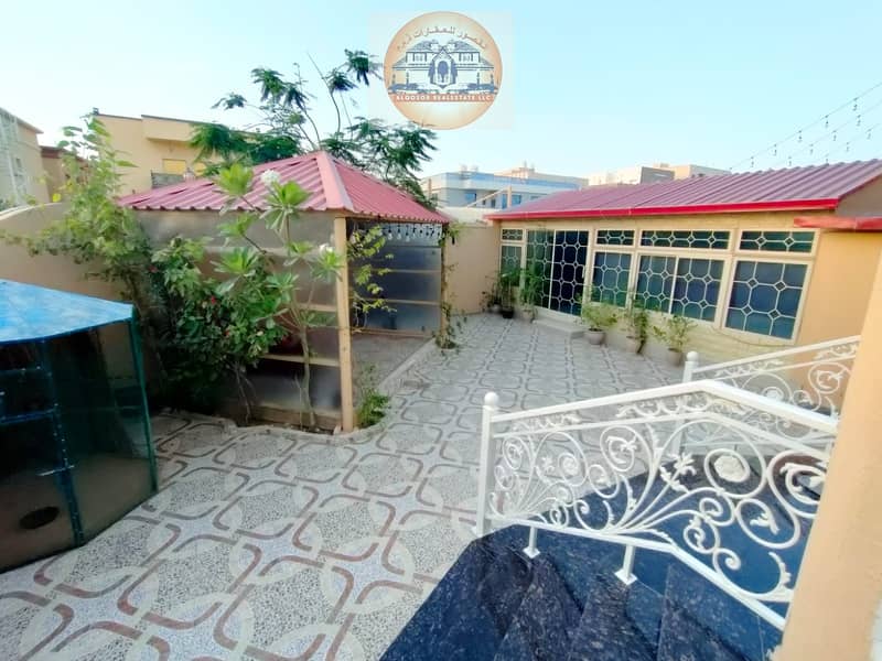 Villa for sale in Ajman, Al Mowaihat area, corner of two streets, with electricity and water, two floors, modern design, personal finishing, for sale,