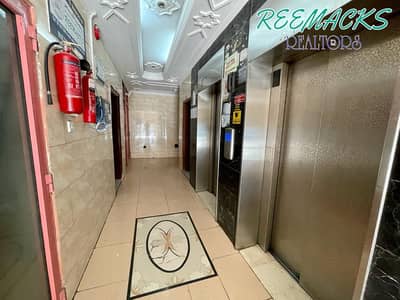 2 Bedroom Flat for Rent in Um Tarafa, Sharjah - 2 B/R HALL FLAT WITH BALCONY AVAILABLE IN UM AL TARAFA AREA NEAR TO SUNRISE SUPERMARKET