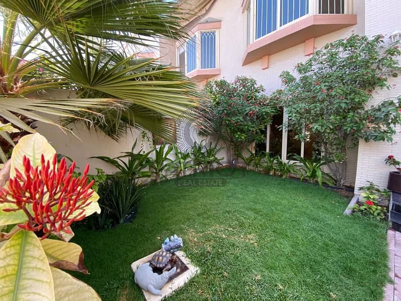 SPACIOUS 5BR MAIDS PVT POOL GARDEN IN UMM SUQEIM 1 SPACIOUS 5BR MAIDS PVT POOL GARDEN IN UMM SUQEIM 1