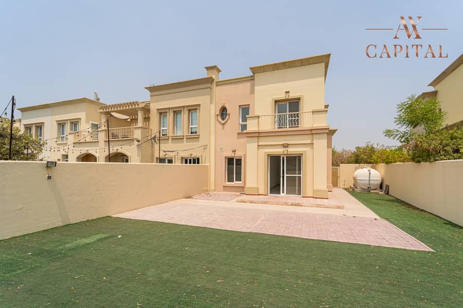 Lake View | Single Row | Upgraded Flooring Lake View | Single Row | Upgraded Flooring
