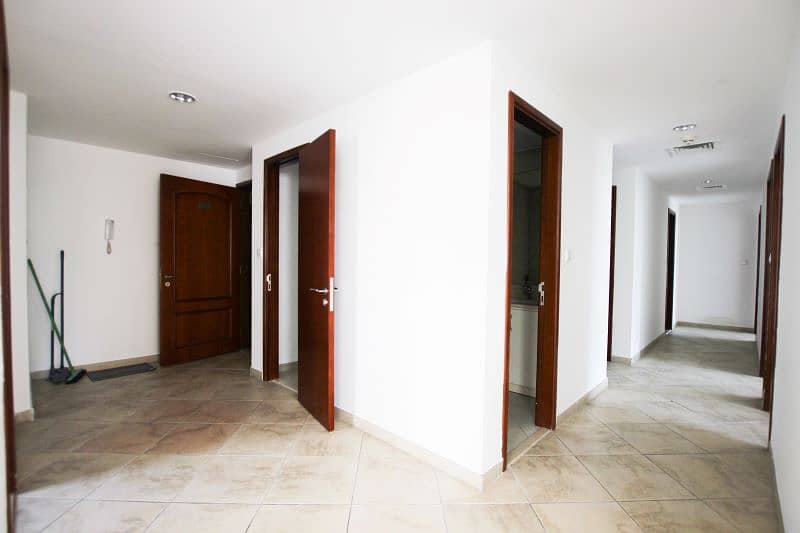 Corner 3BR + Maid | Garden Facing | Bennette House Corner 3BR + Maid | Garden Facing | Bennette House