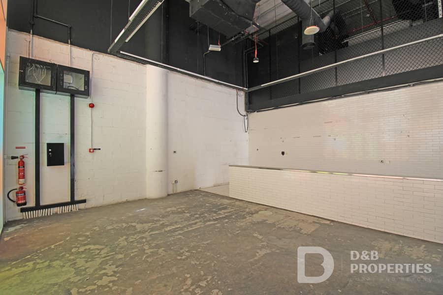 FITTED F & B UNIT | READY | NEAR METRO FITTED F & B UNIT | READY | NEAR METRO