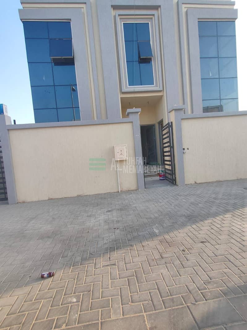 位于或诗街区 3 卧室的别墅 1600000 AED - 7786444 位于或诗街区 3 卧室的别墅 1600000 AED - 7786444